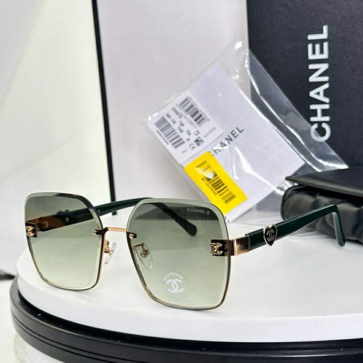 Picture of Chanel Sunglasses _SKUfw76719629fw